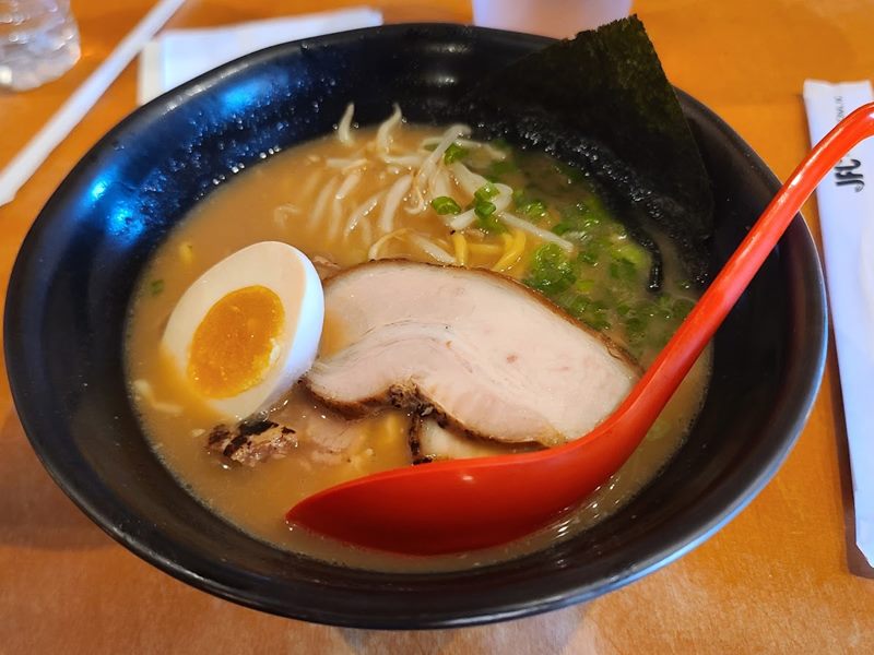 Ramen Fukumimi food